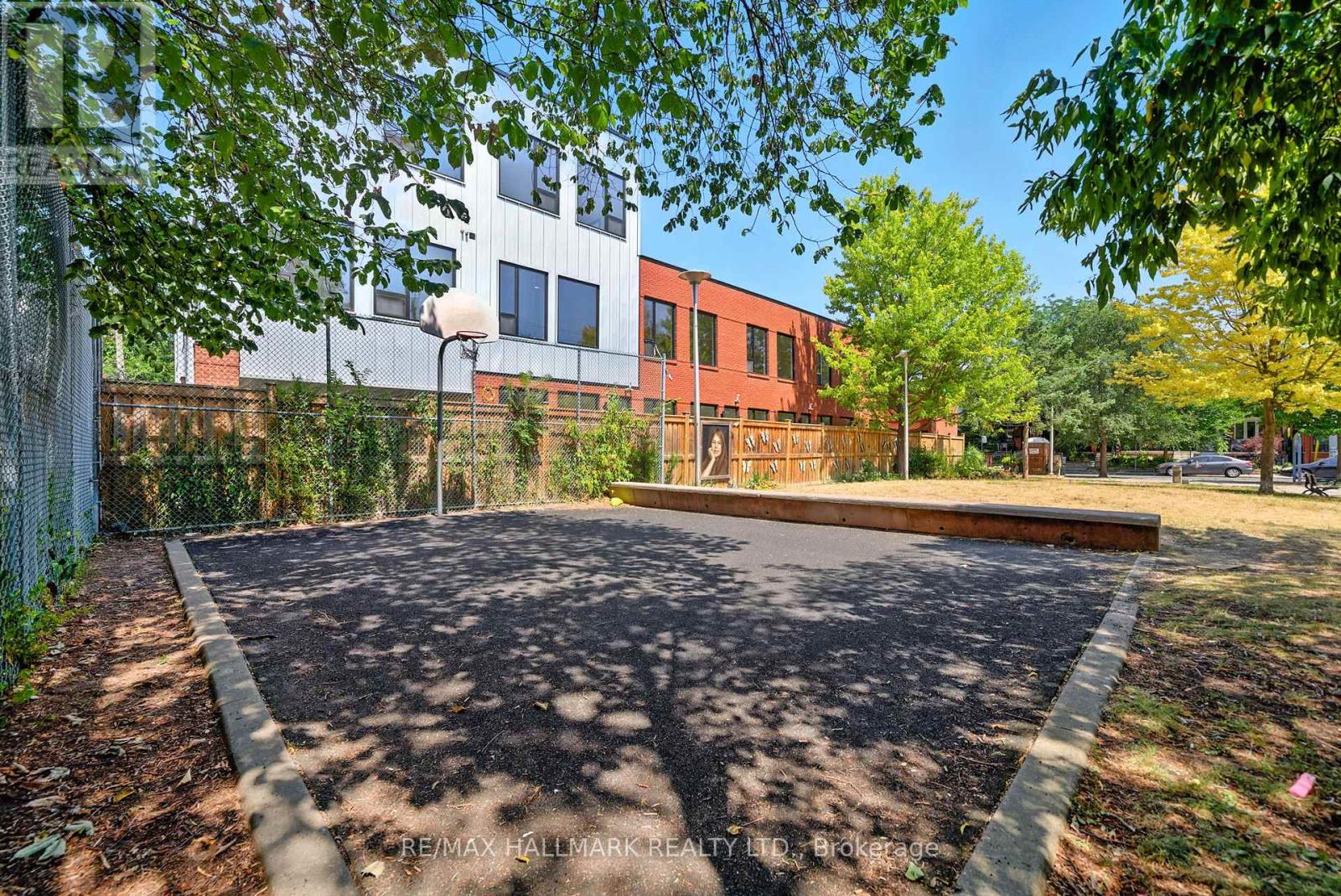 Photo 20 of 1 170 Perth Avenue, Toronto ON