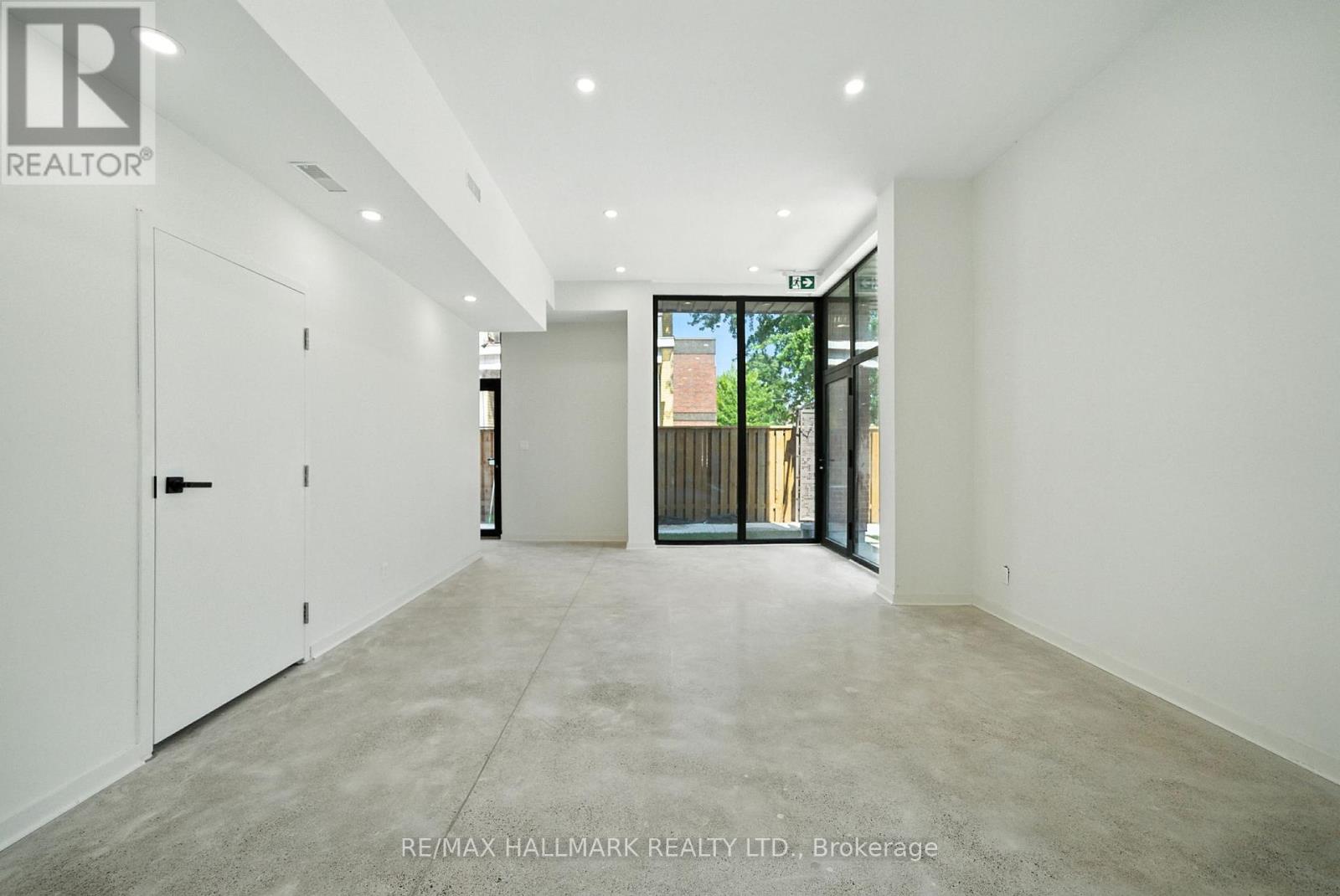 Photo 23 of 1 170 Perth Avenue, Toronto ON