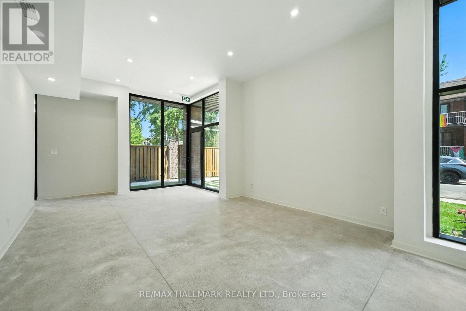 Photo 36 of 1 170 Perth Avenue, Toronto ON