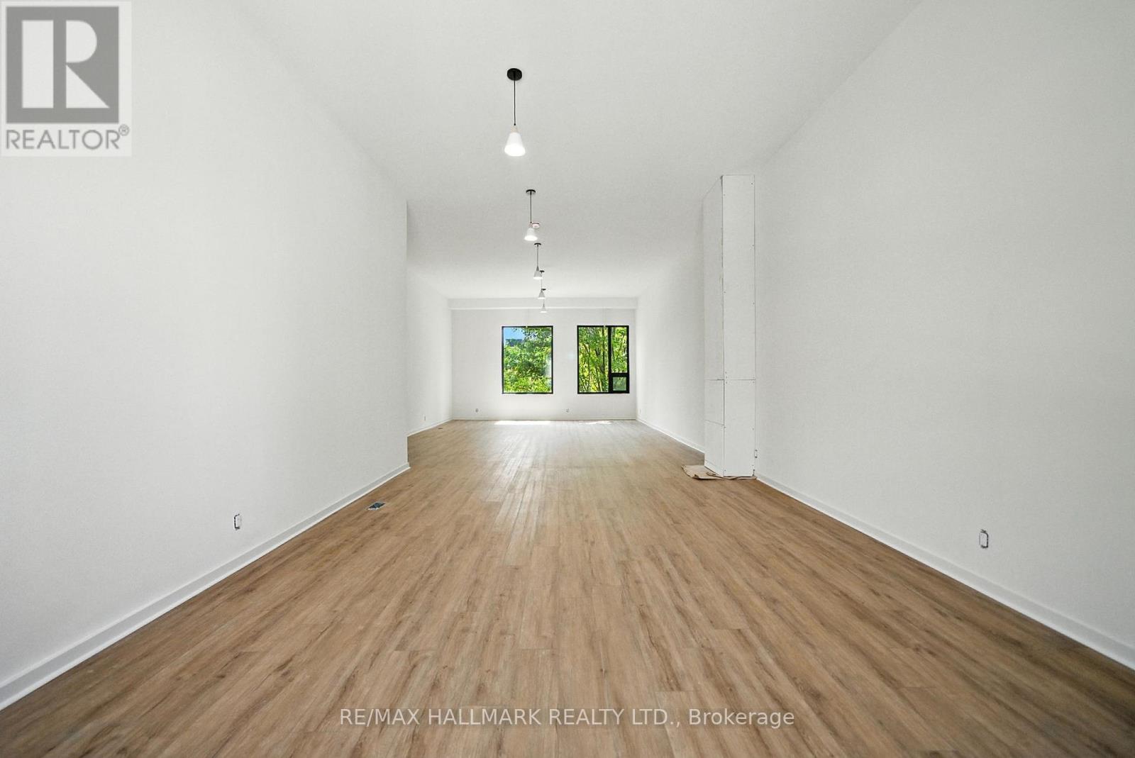 Photo 13 of 3 170 Perth Avenue, Toronto ON
