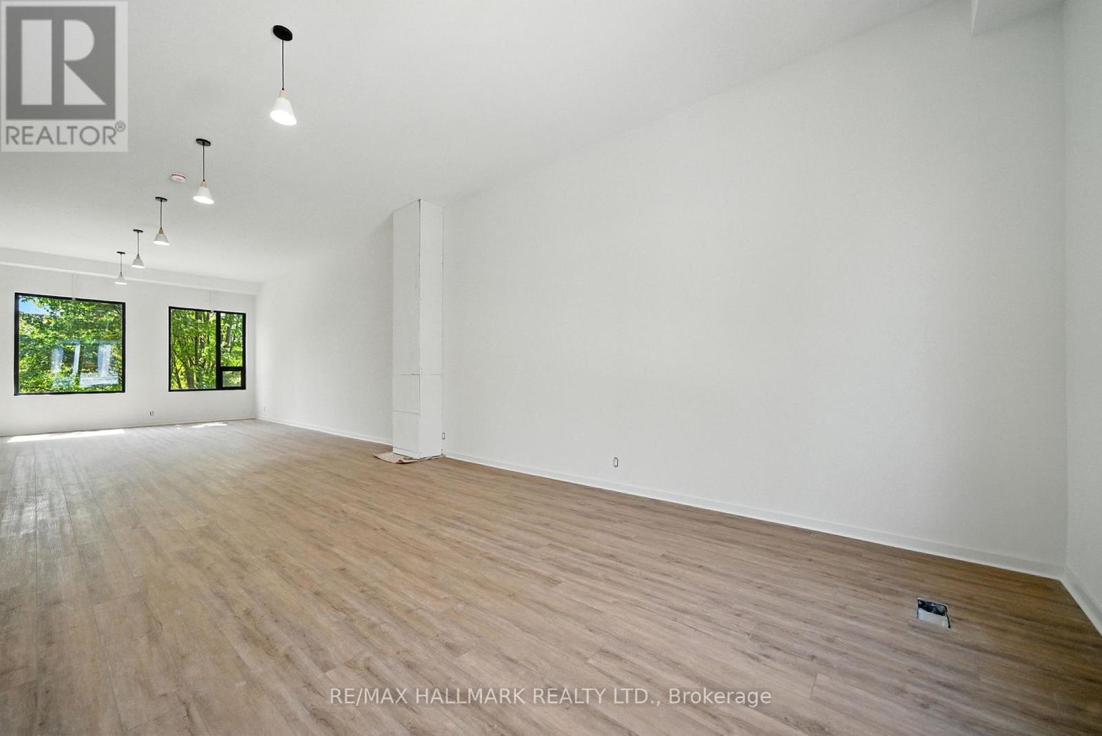 Photo 26 of 3 170 Perth Avenue, Toronto ON