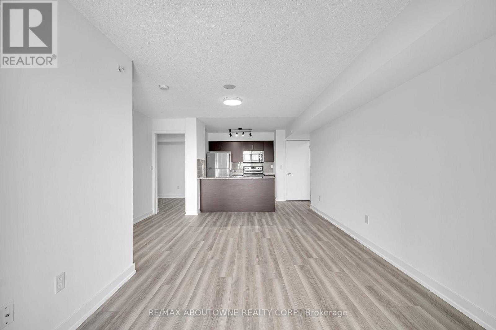 Photo 10 of 1105 1410 Dupont Street, Toronto ON