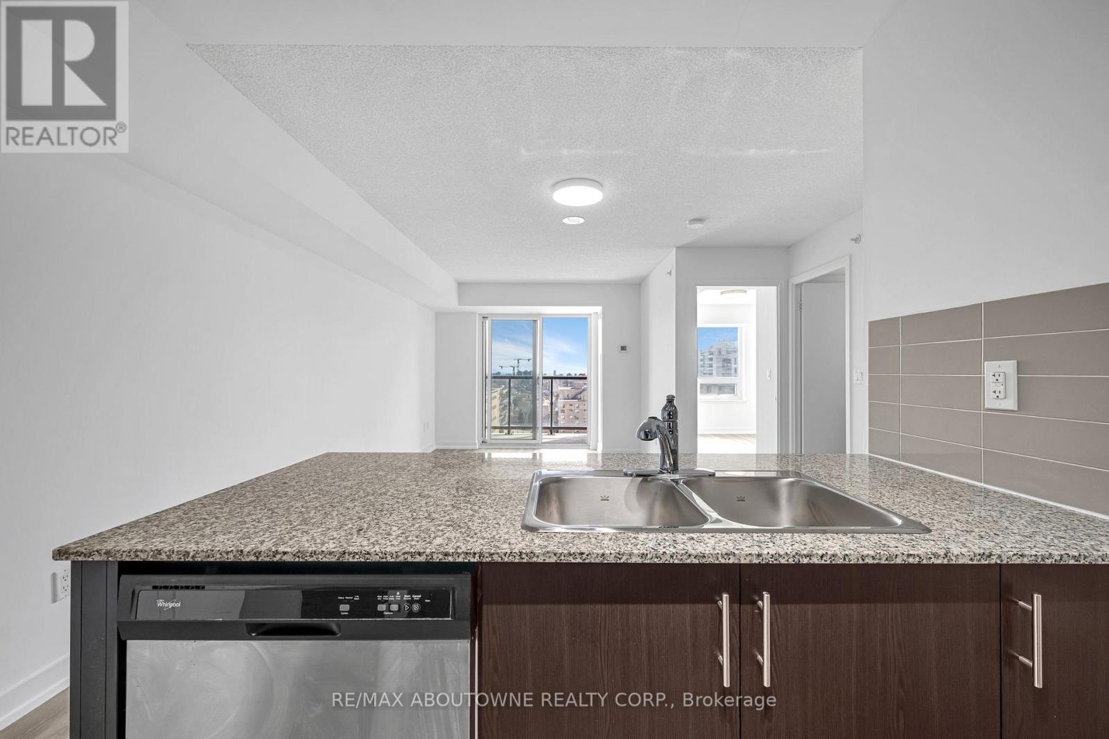 Photo 17 of 1105 1410 Dupont Street, Toronto ON