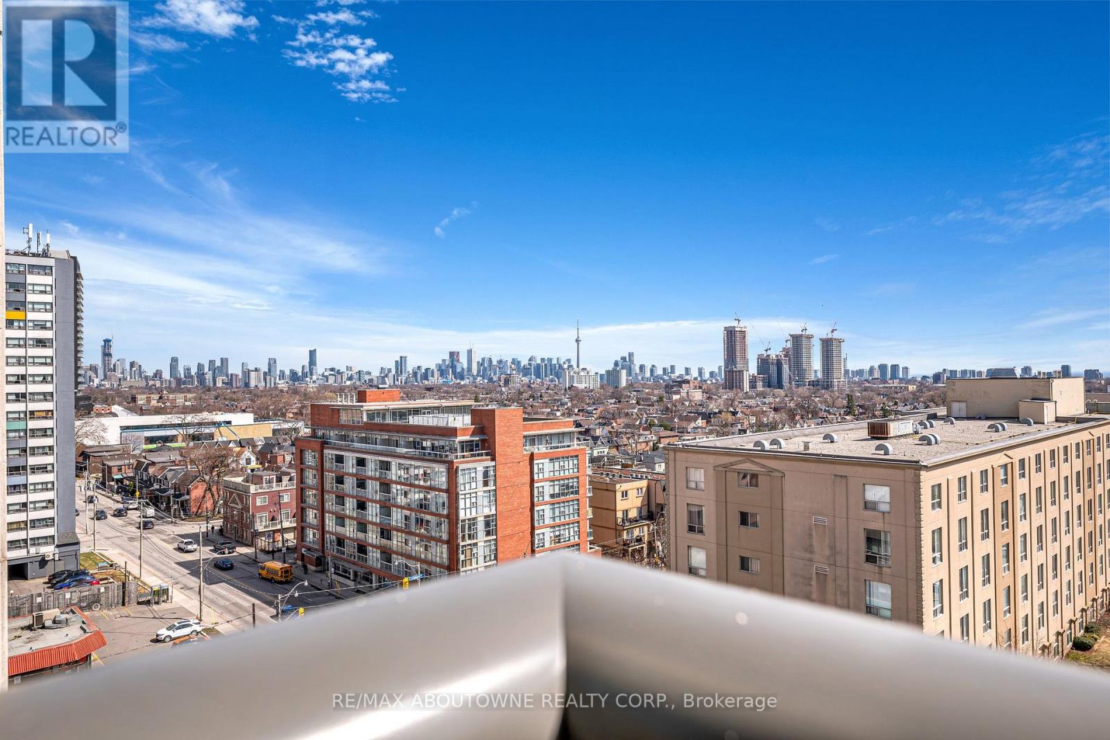 Photo 6 of 1105 1410 Dupont Street, Toronto ON