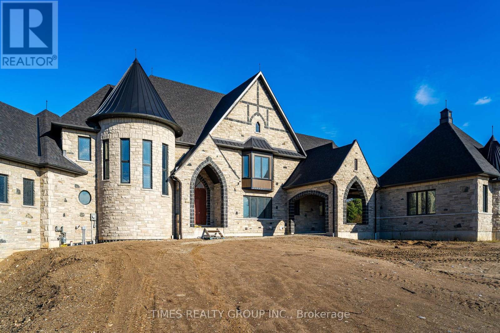 Photo 2 of 17 Edgewild Drive, Caledon ON