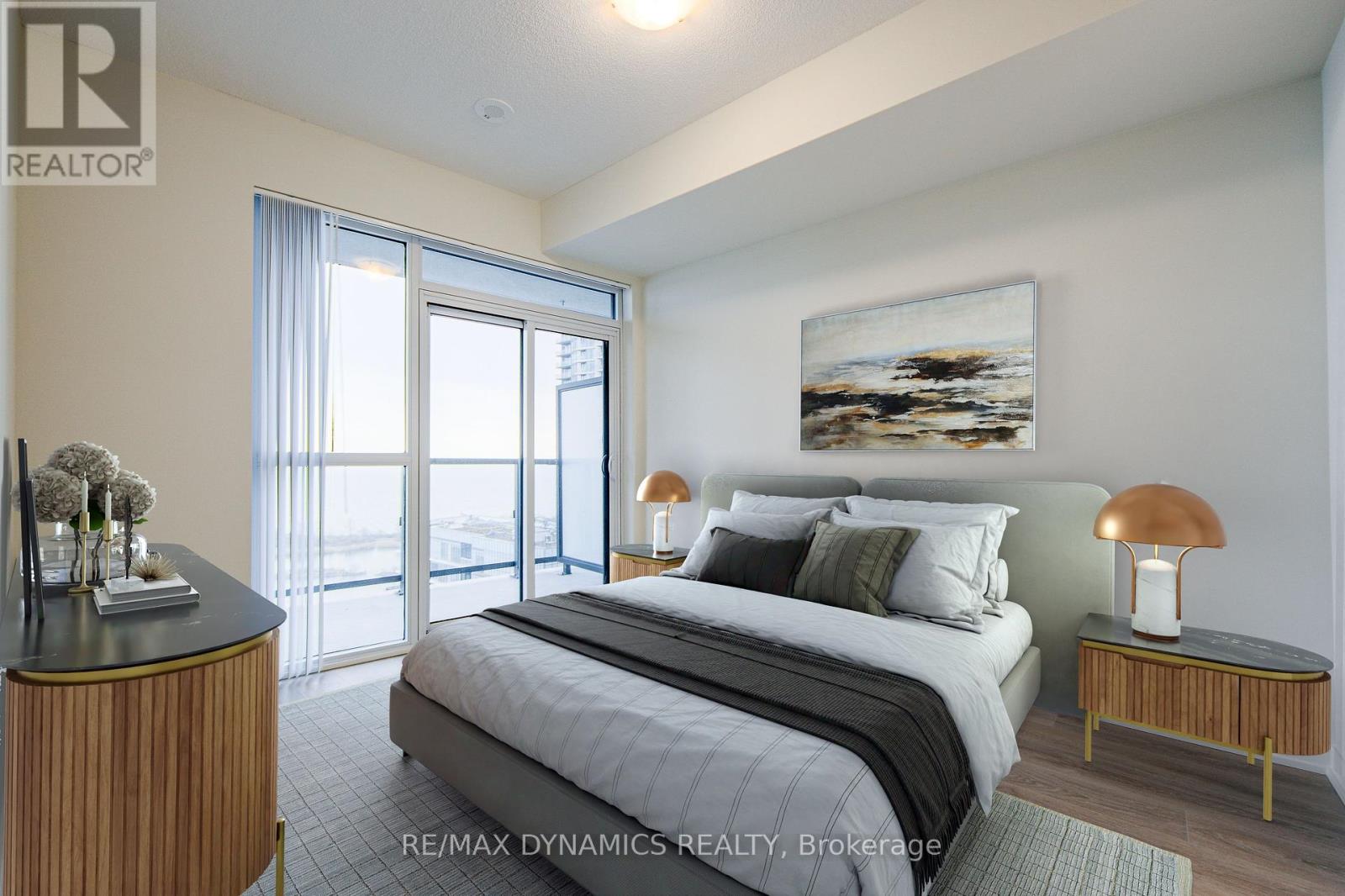 Photo 29 of 5002 38 Annie Craig Drive S, Toronto ON