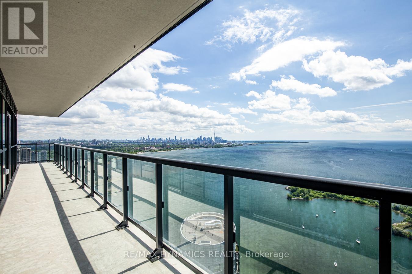 Photo 38 of 5002 38 Annie Craig Drive S, Toronto ON
