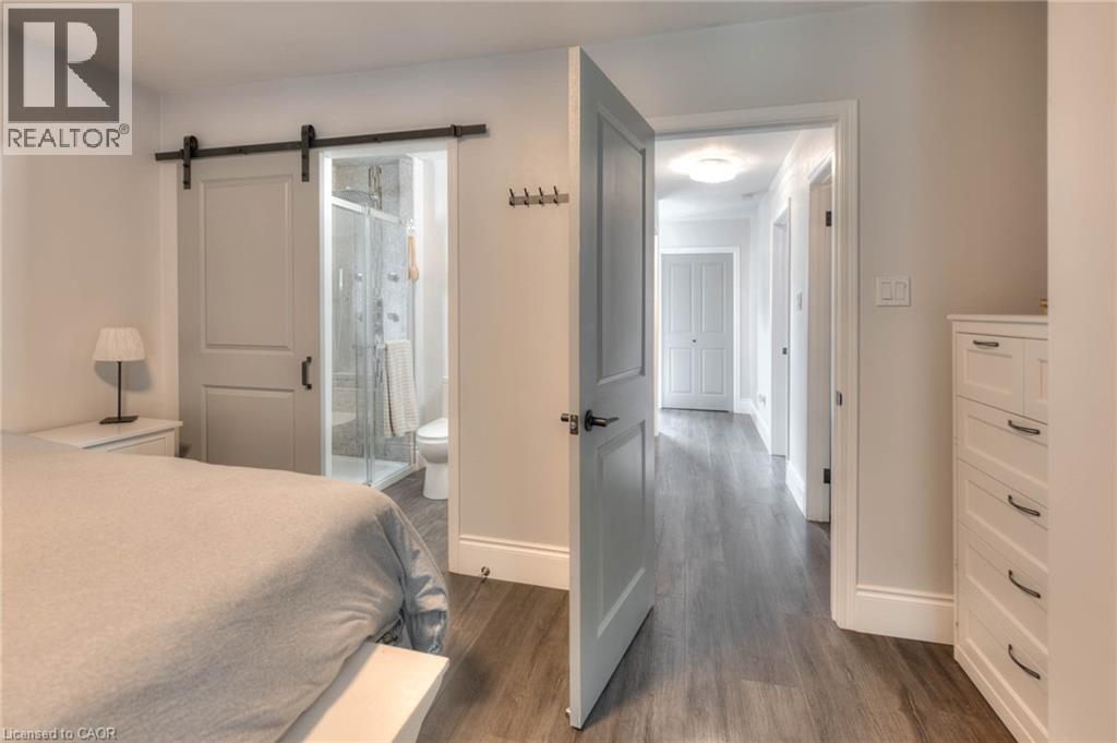 Photo 4 of 108 Brantwood Park Road, Brantford ON