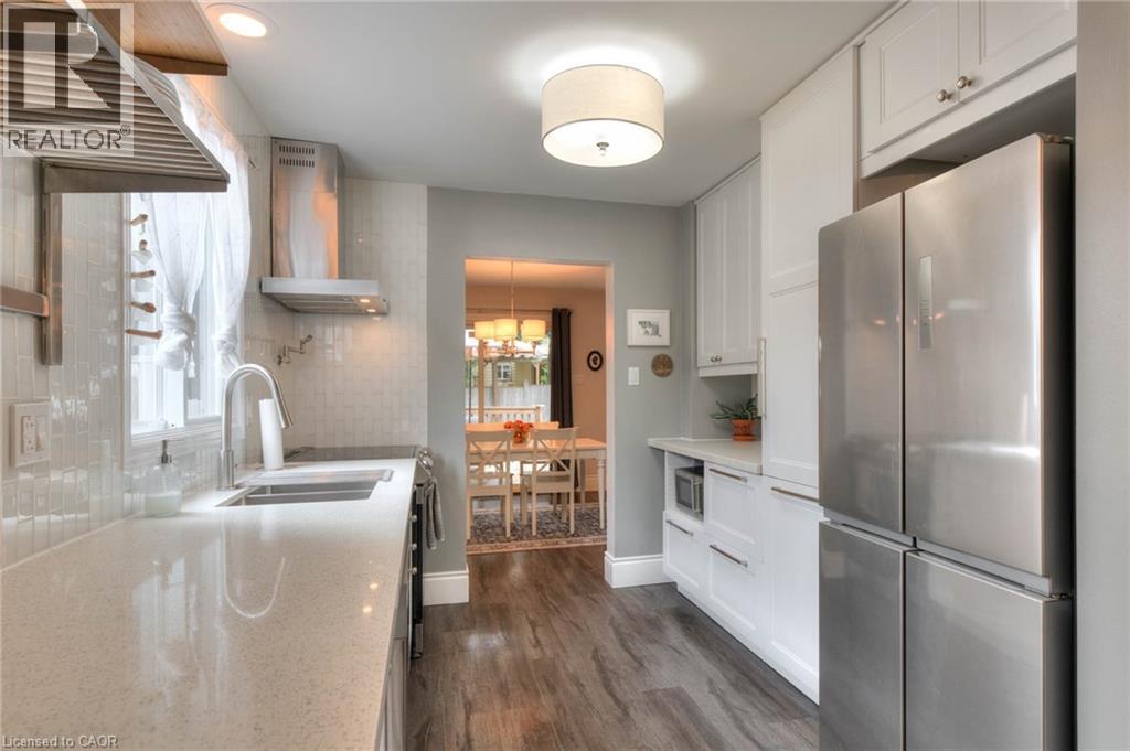 Photo 16 of 108 Brantwood Park Road, Brantford ON