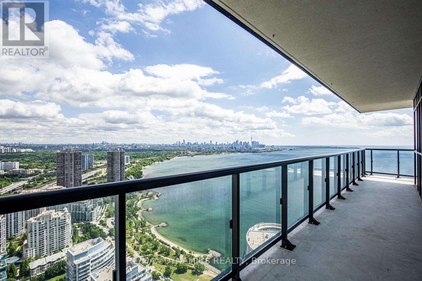 Photo 41 of 5002 38 Annie Craig Drive S, Toronto ON