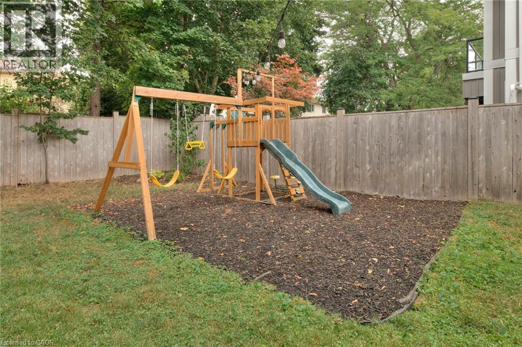 Photo 19 of 108 Brantwood Park Road, Brantford ON
