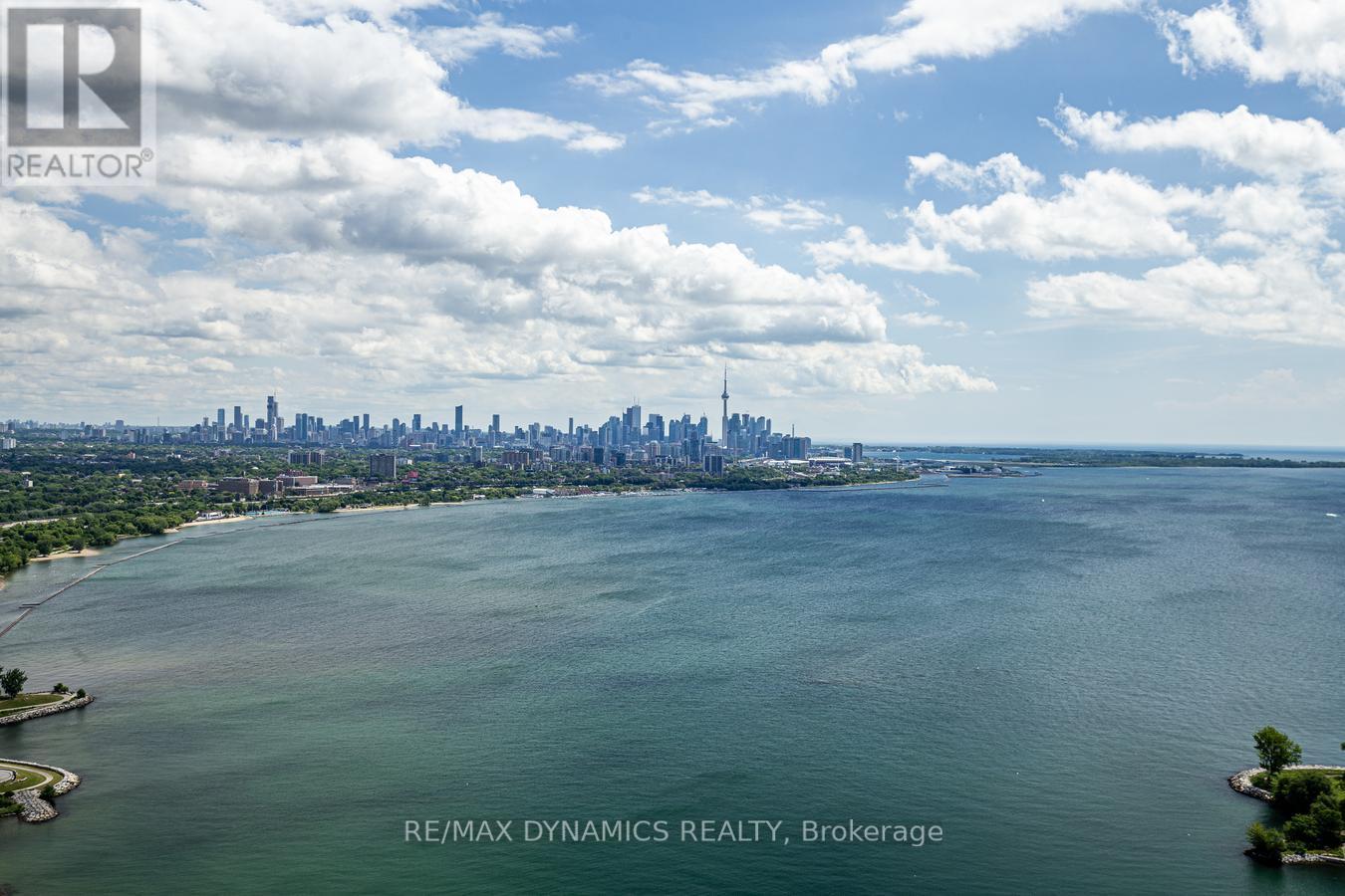 Photo 45 of 5002 38 Annie Craig Drive S, Toronto ON