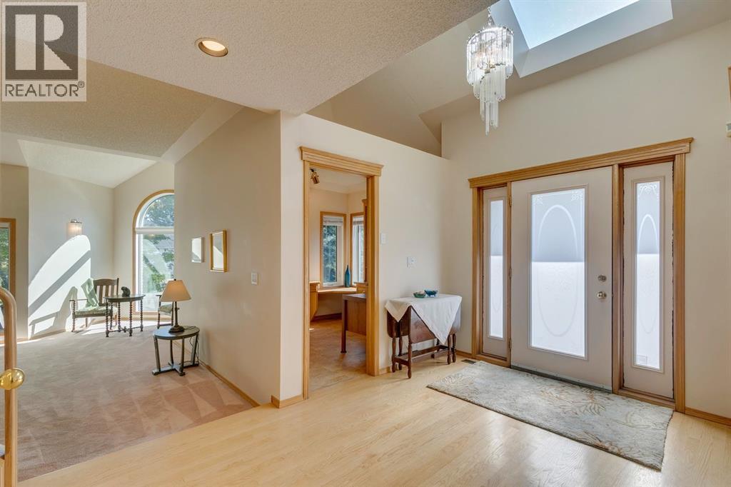Photo 37 of 1517 Evergreen Hill Sw, Calgary AB