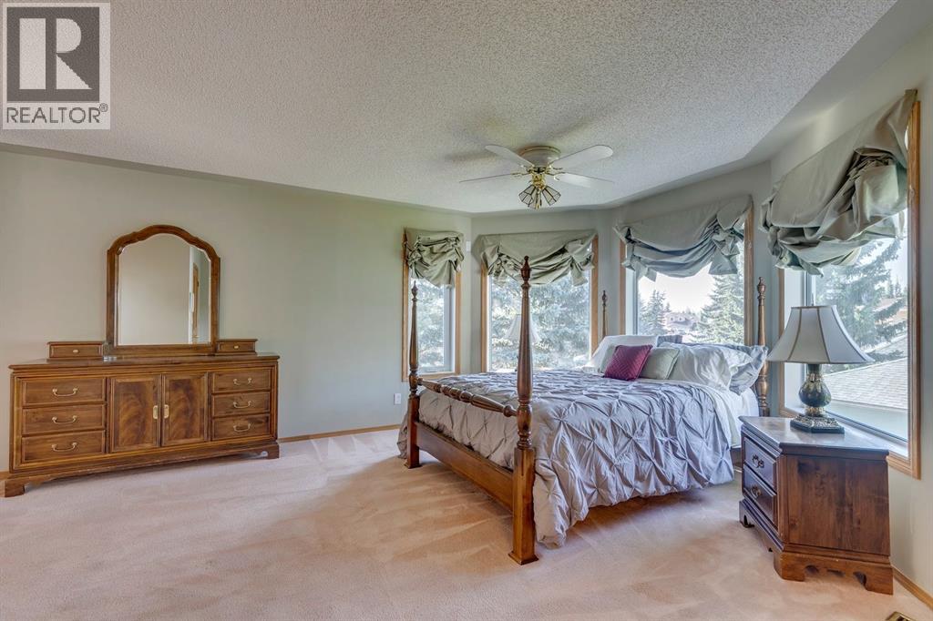 Photo 5 of 1517 Evergreen Hill Sw, Calgary AB