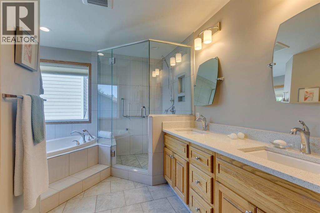 Photo 18 of 1517 Evergreen Hill Sw, Calgary AB