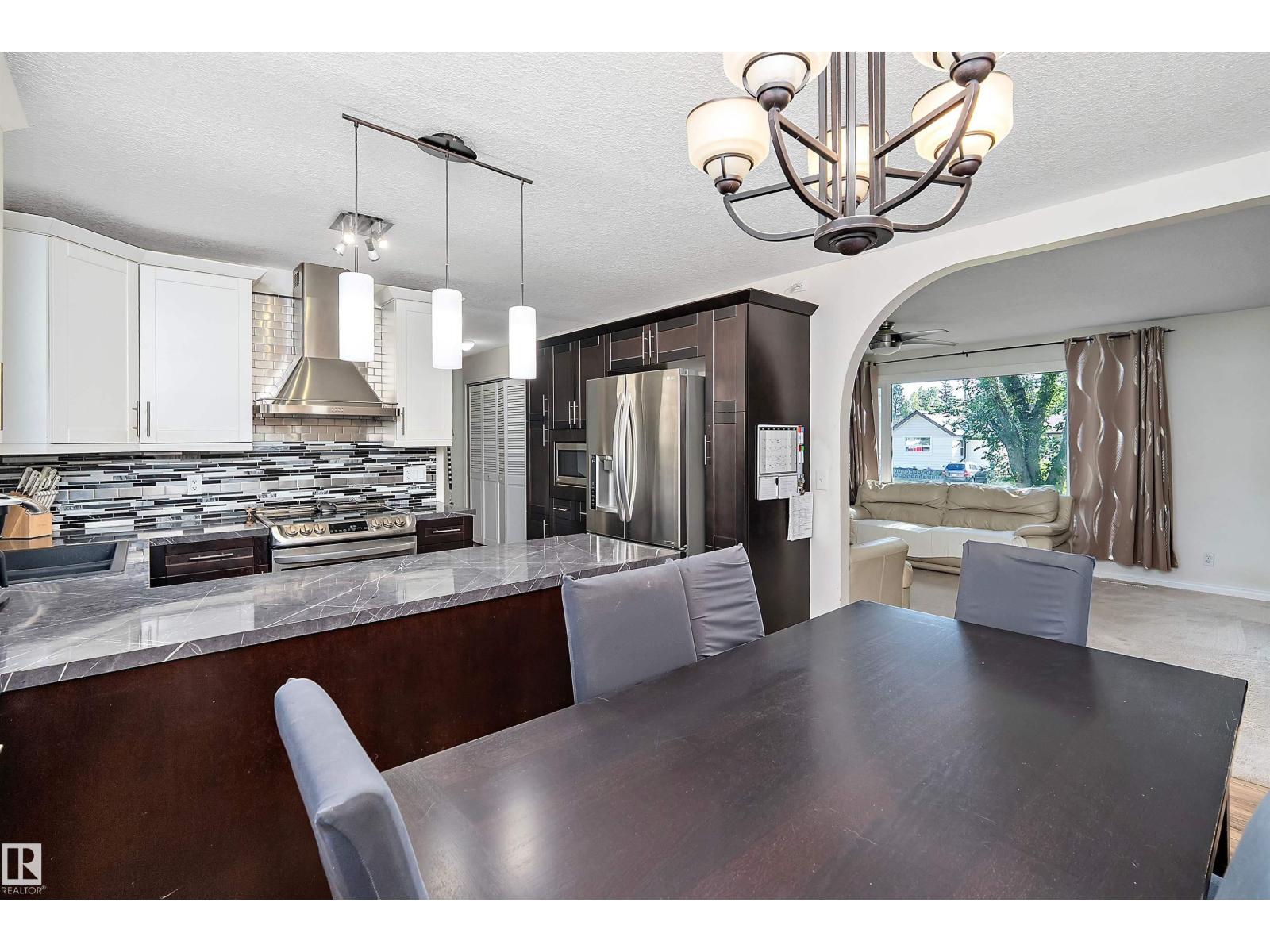 Photo 7 of 3904 53 St, Wetaskiwin AB