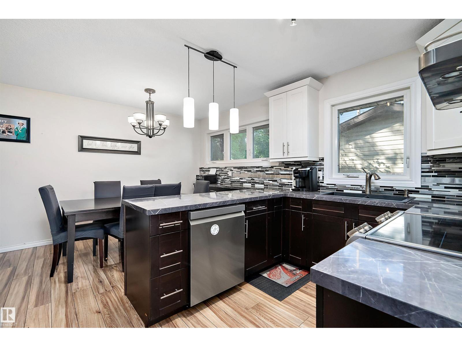 Photo 6 of 3904 53 St, Wetaskiwin AB