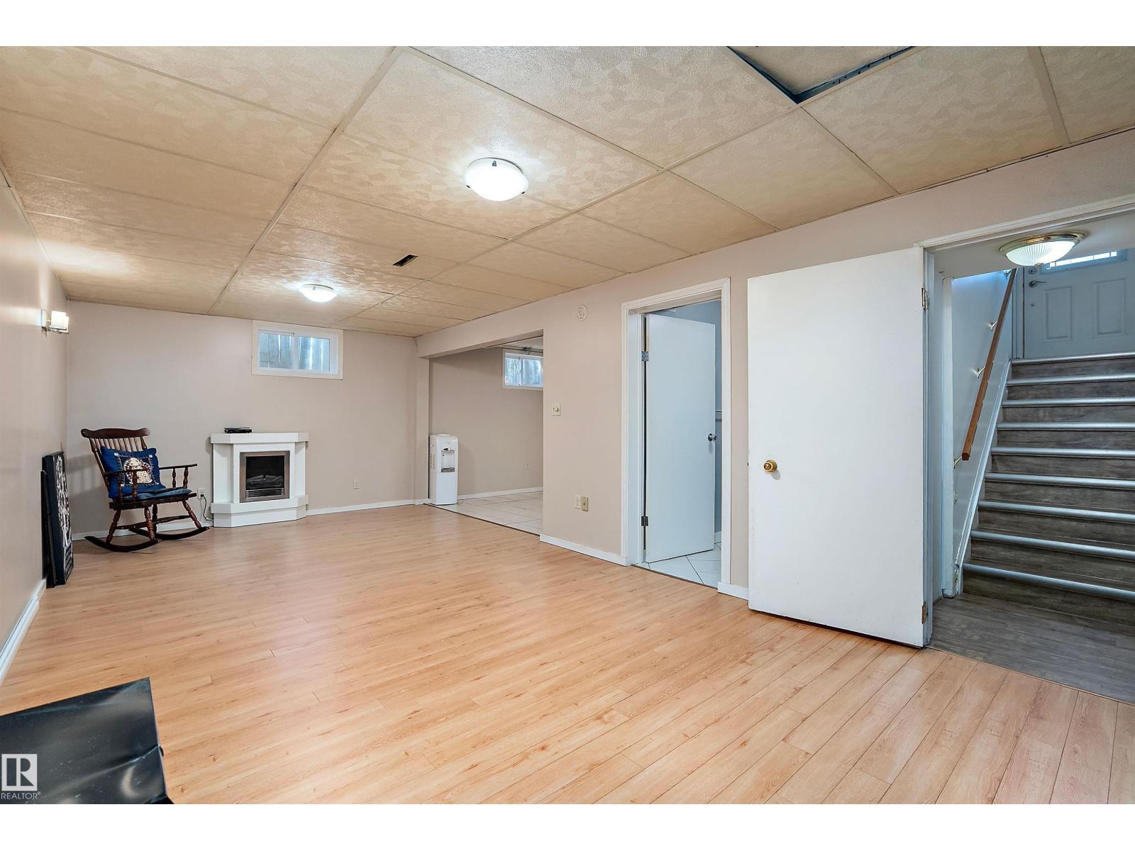 Photo 13 of 3904 53 St, Wetaskiwin AB