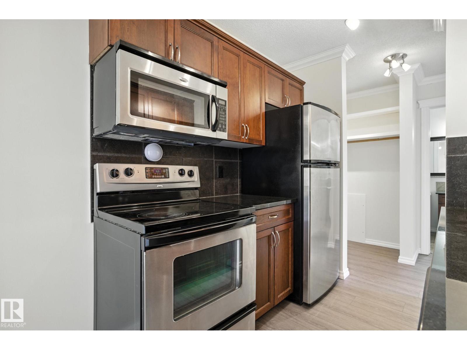 Photo 24 of 306 10160 83 Av Nw, Edmonton AB