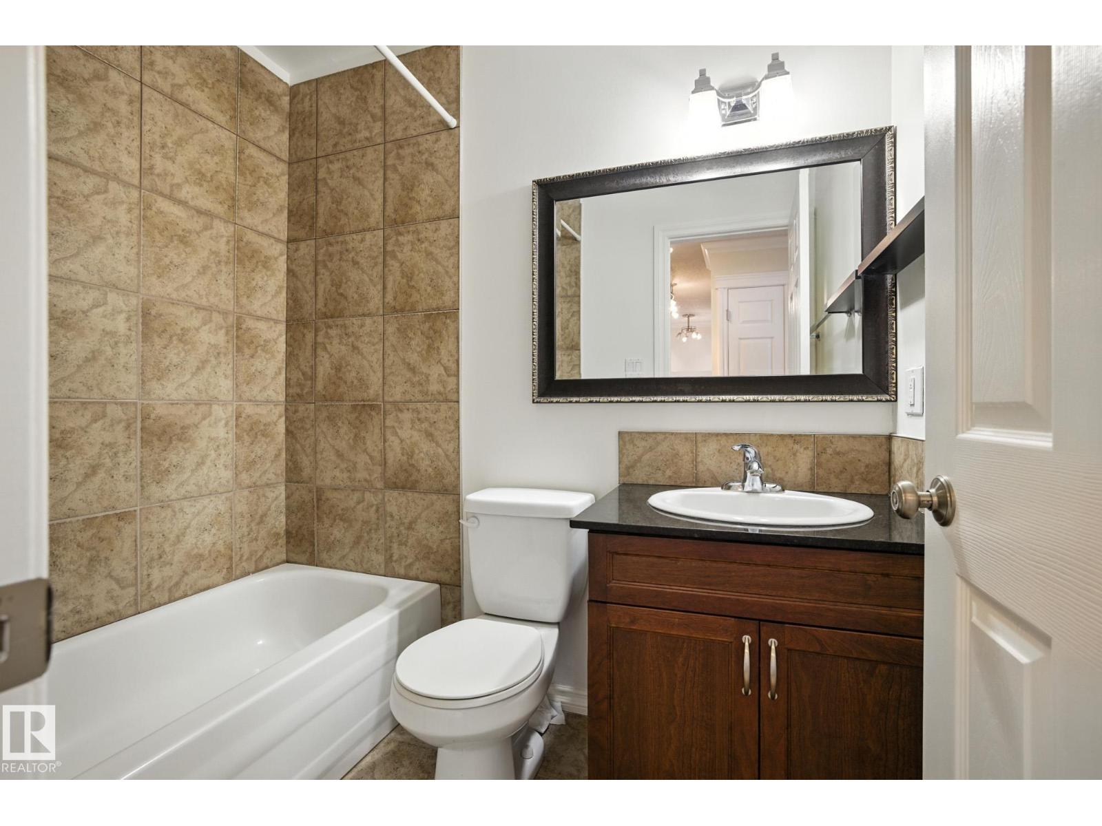 Photo 10 of 306 10160 83 Av Nw, Edmonton AB