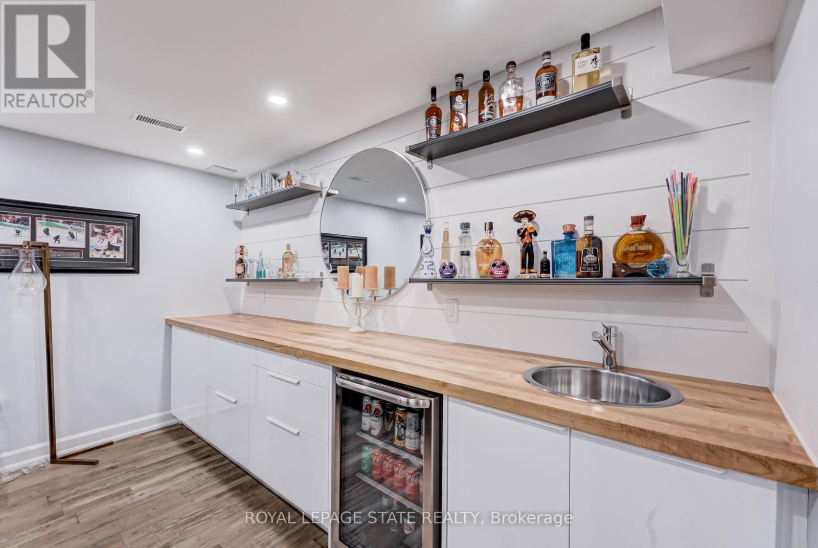 Photo 38 of 1105 Harrogate Drive, Hamilton ON