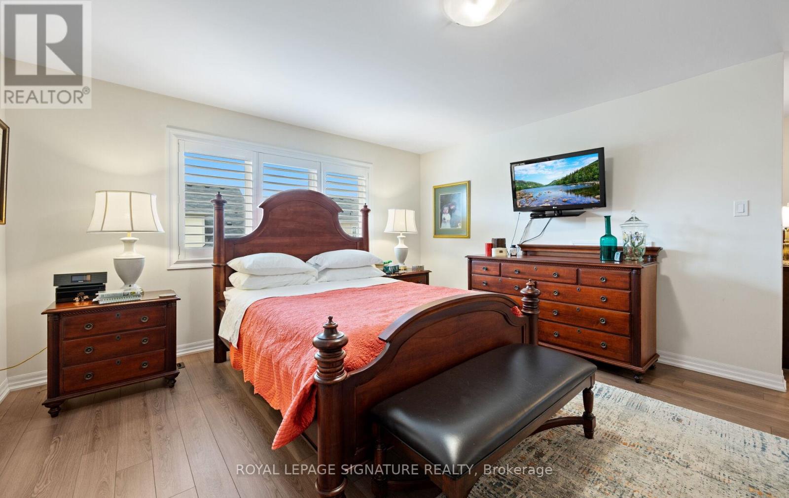 Photo 42 of 54 Cannery Drive, Niagaraonthelake ON