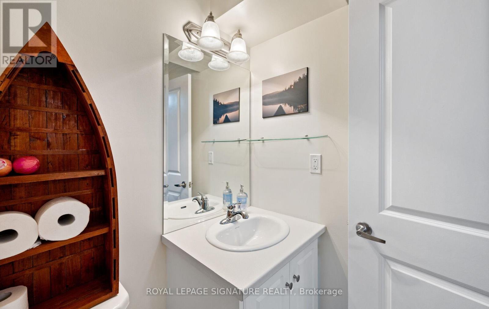 Photo 37 of 54 Cannery Drive, Niagaraonthelake ON