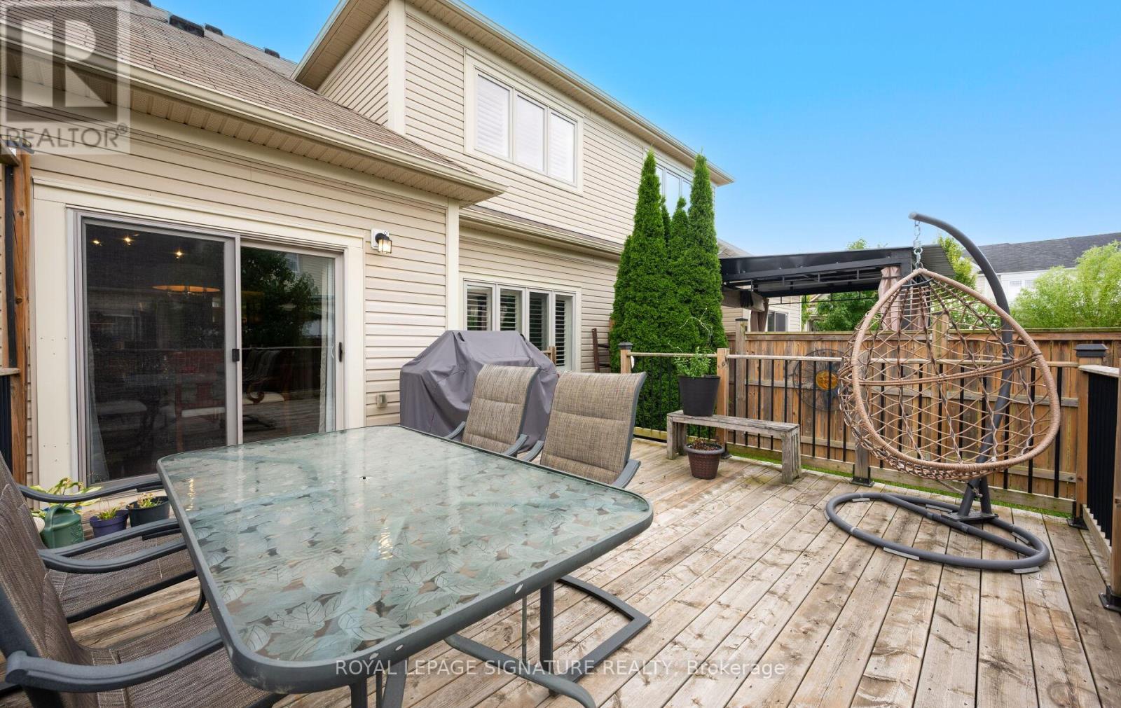 Photo 32 of 54 Cannery Drive, Niagaraonthelake ON