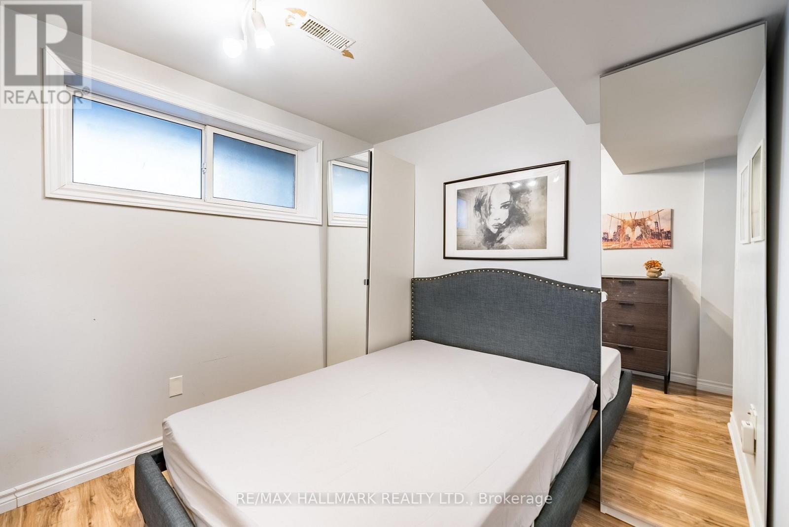 Photo 4 of 4 14 Innes Avenue, Toronto ON