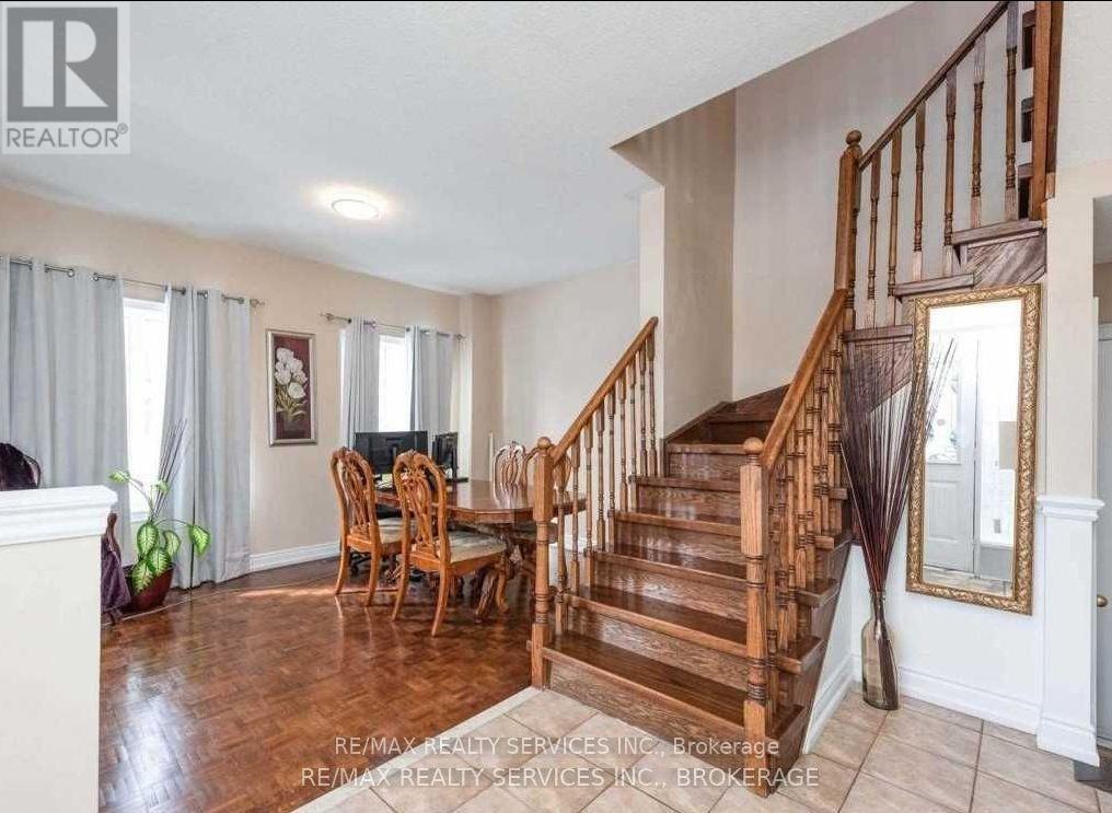 Photo 7 of 64 Blue Whale Boulevard, Brampton ON