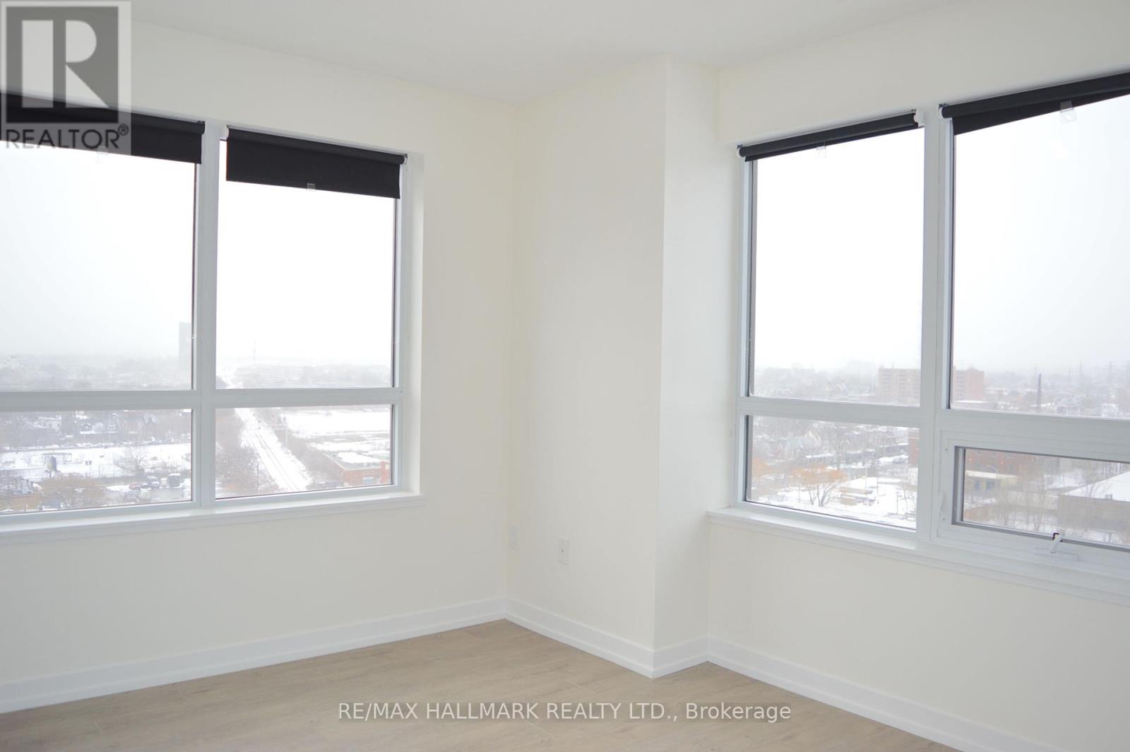 Photo 8 of 1408 1420 Dupont Street, Toronto ON