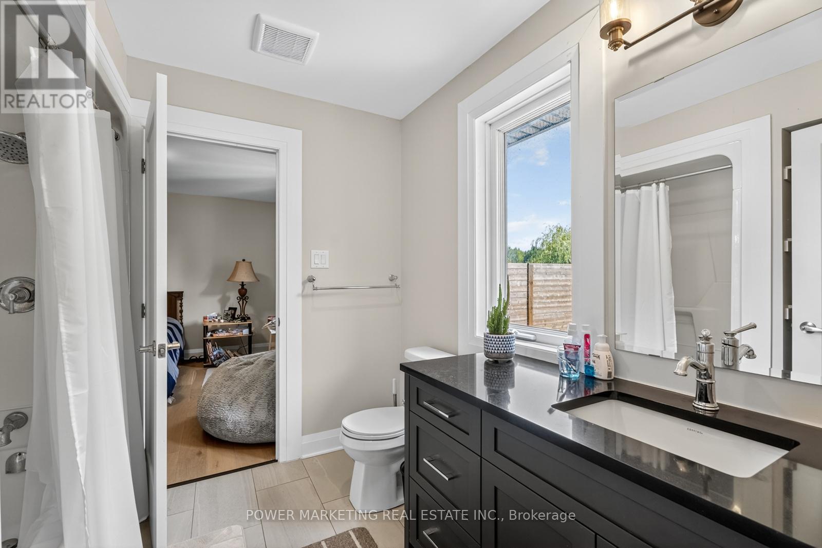 Photo 11 of 3329 Swale Road, Ottawa ON