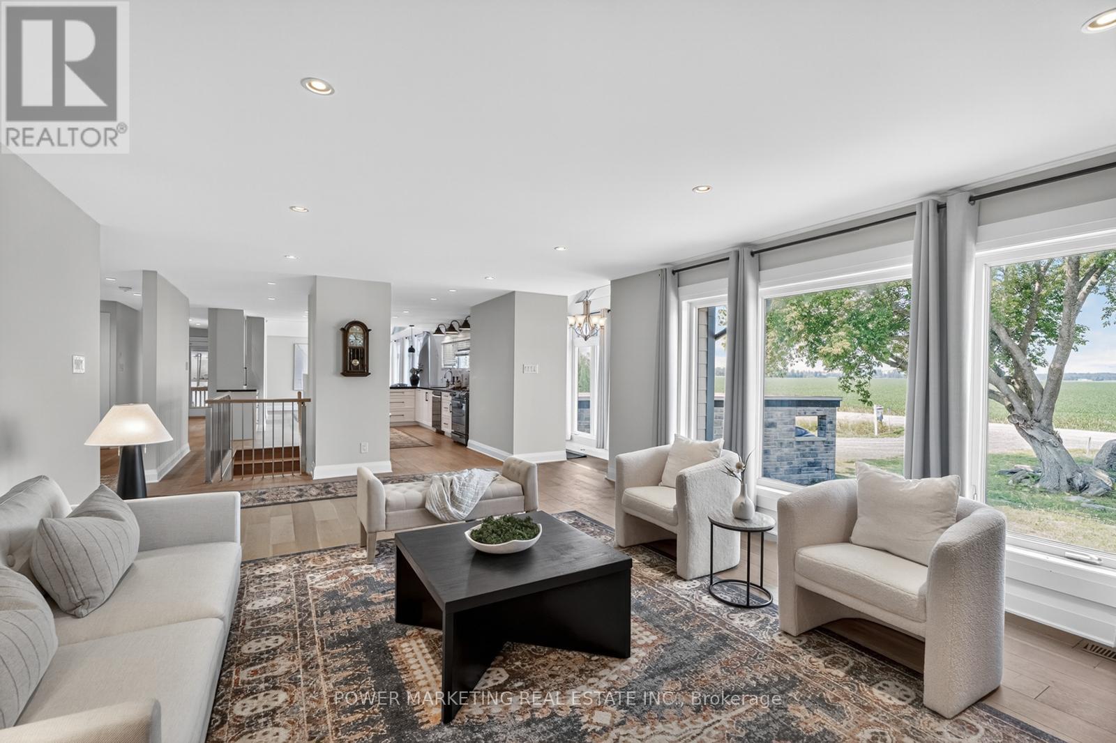 Photo 2 of 3329 Swale Road, Ottawa ON