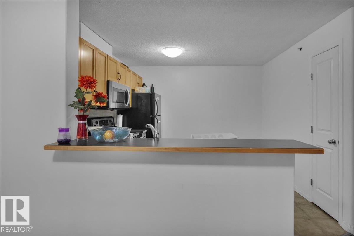 Photo 19 of 407 2305 35 A Av Nw, Edmonton AB