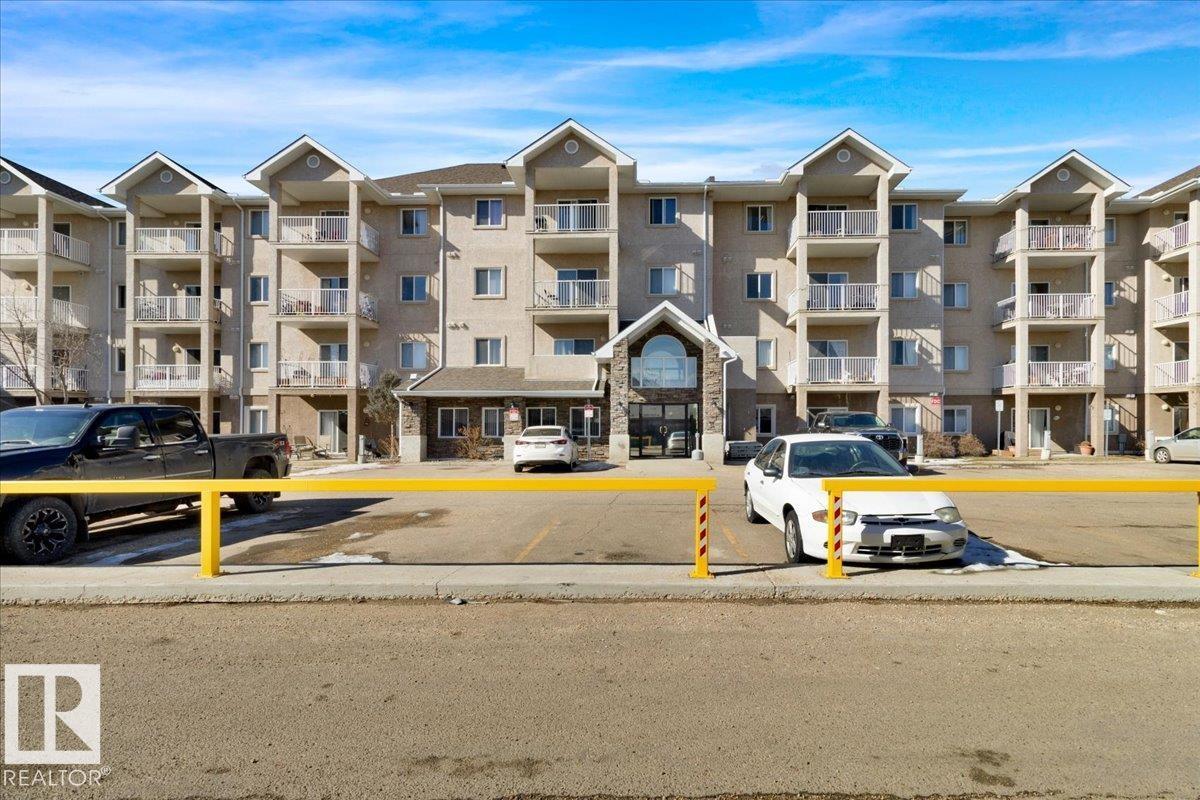 Photo 3 of 407 2305 35 A Av Nw, Edmonton AB