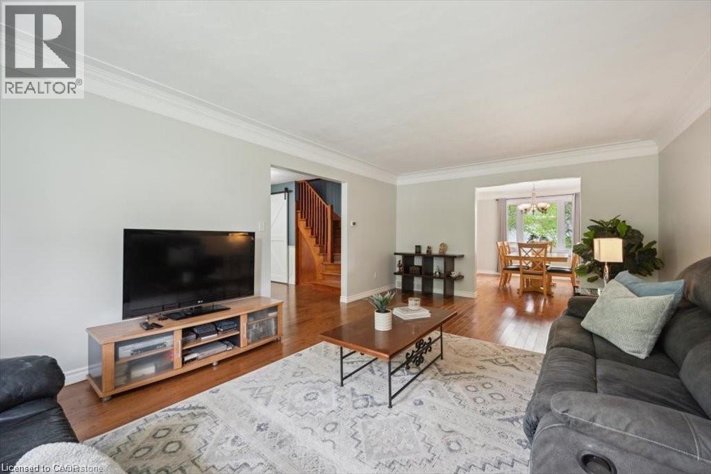 Photo 18 of 312 Craigleith Drive, Waterloo ON
