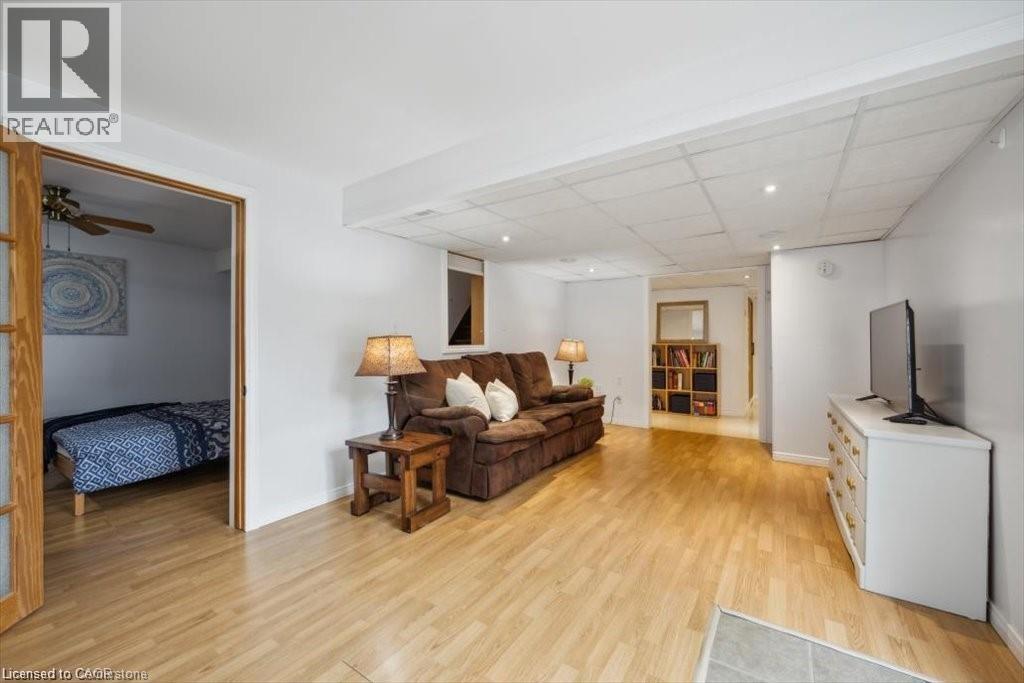 Photo 8 of 312 Craigleith Drive, Waterloo ON