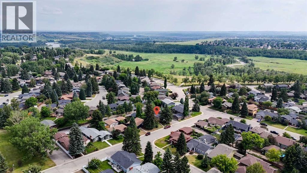 Photo 41 of 956 Parkvalley Way Se, Calgary AB