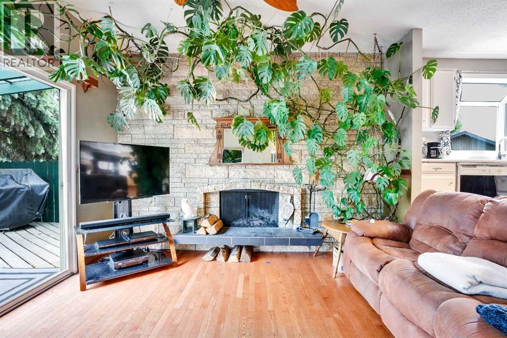 Photo 17 of 956 Parkvalley Way Se, Calgary AB