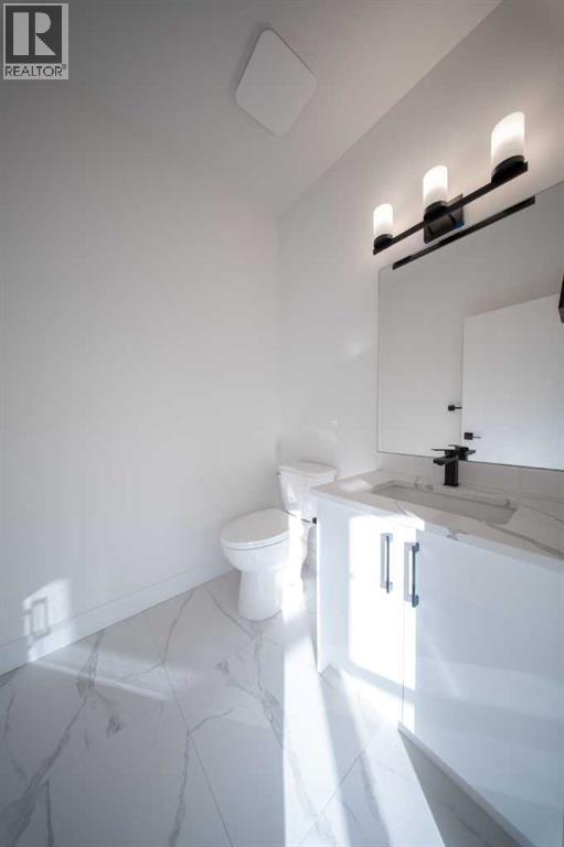 Photo 5 of 51 Baysprings Terrace Sw, Airdrie AB