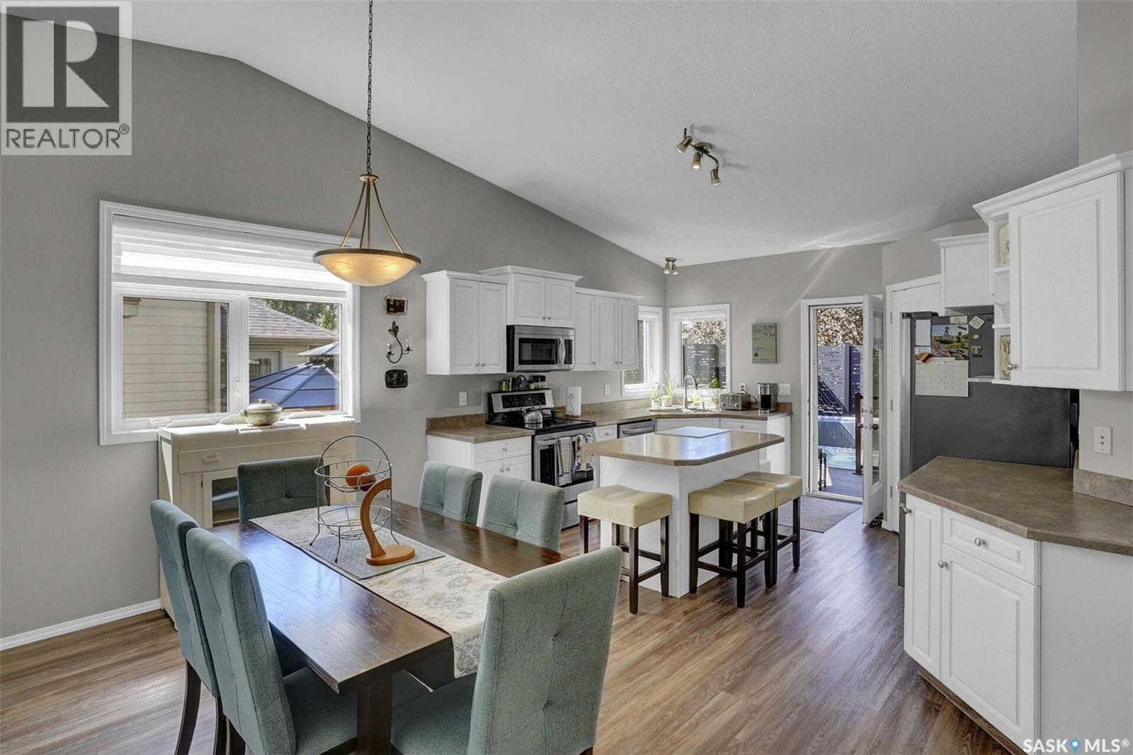 Photo 11 of 5347 Boswell Crescent, Regina SK
