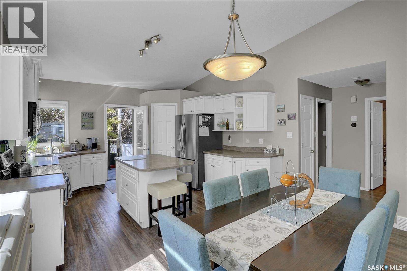 Photo 9 of 5347 Boswell Crescent, Regina SK