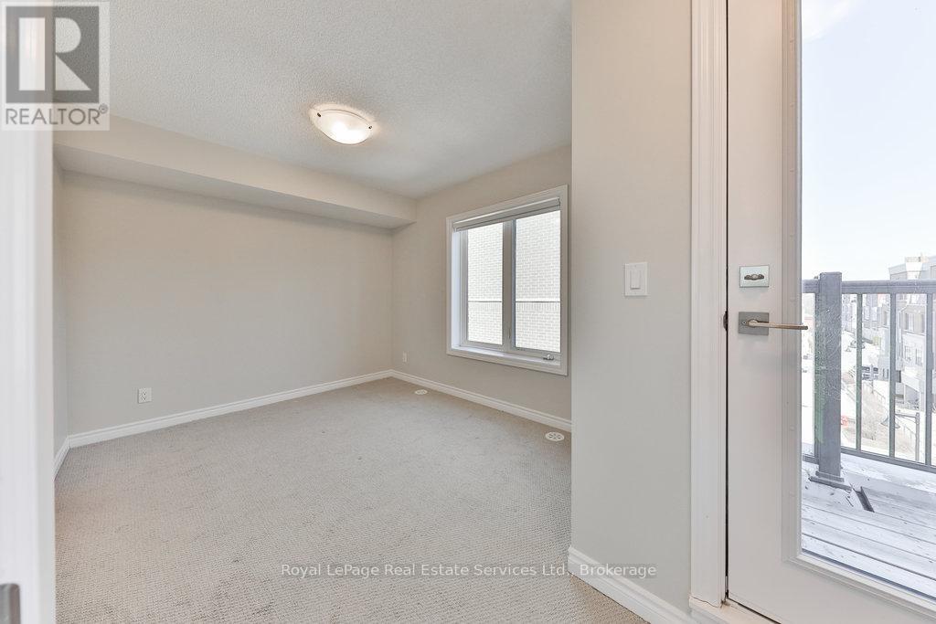 Photo 33 of 14 3580 Lake Shore Boulevard W, Toronto ON