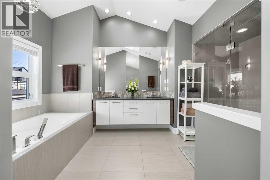 Photo 27 of 1240 19 Avenue Nw, Calgary AB