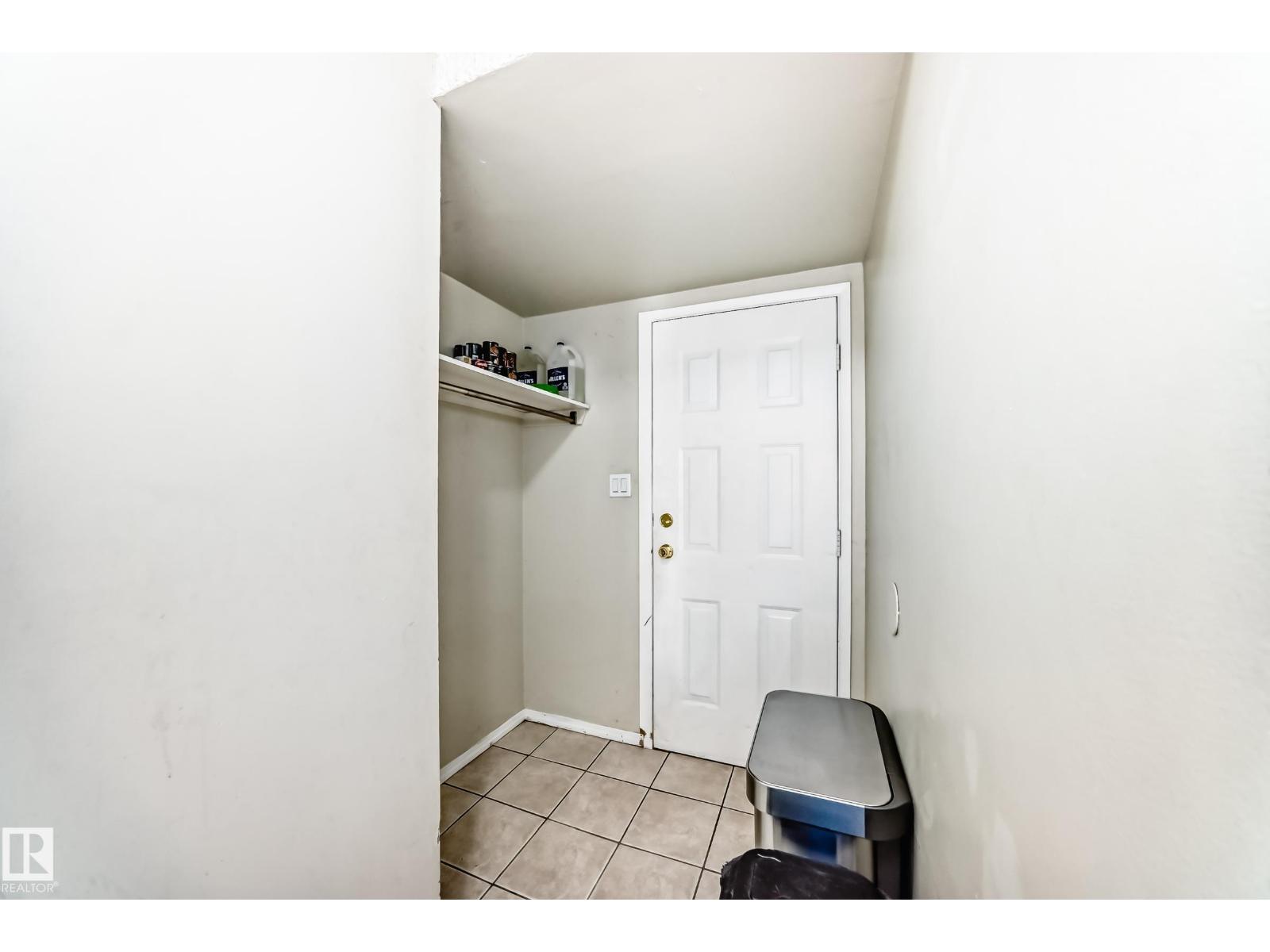 Photo 13 of 72 Habitat Cr Nw, Edmonton AB