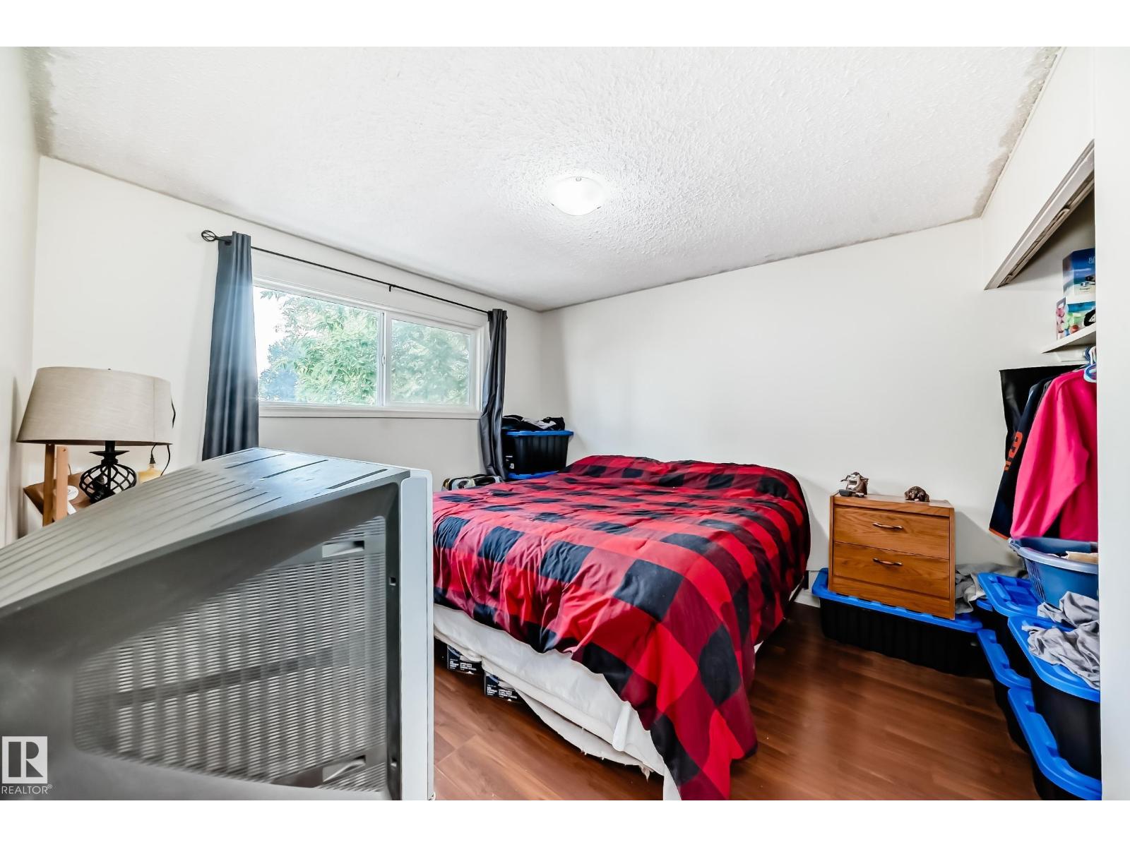 Photo 15 of 72 Habitat Cr Nw, Edmonton AB