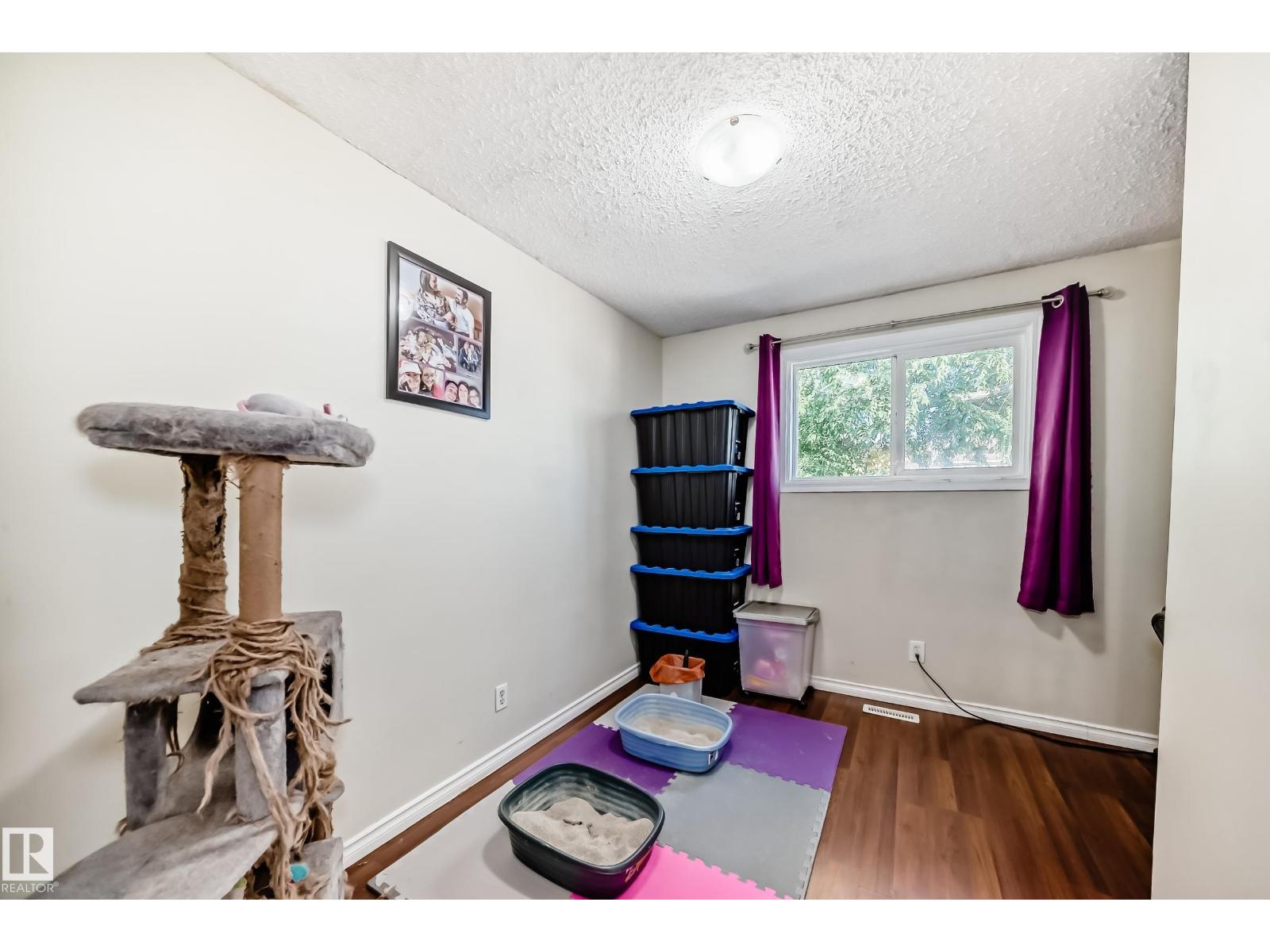 Photo 18 of 72 Habitat Cr Nw, Edmonton AB