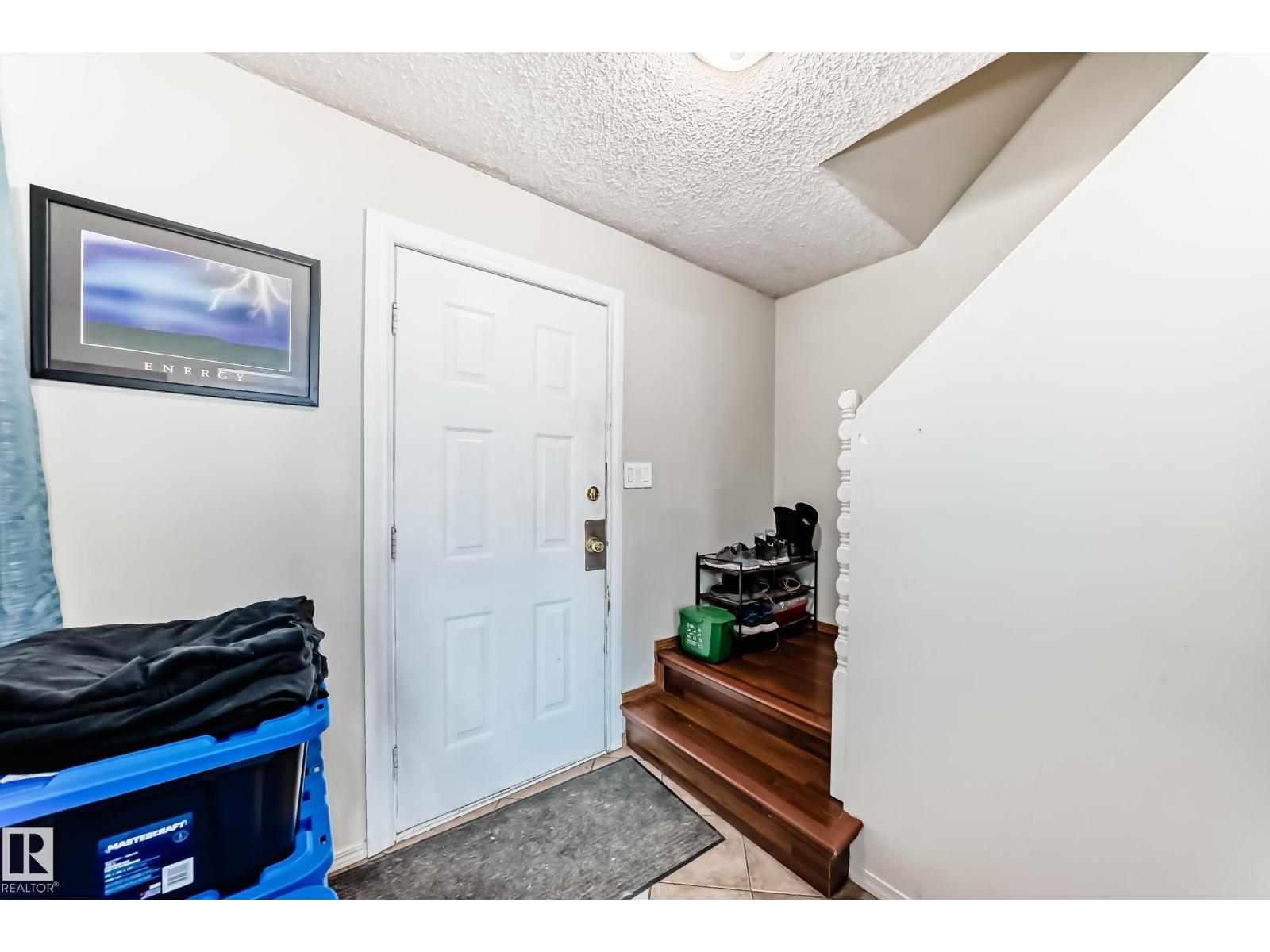Photo 2 of 72 Habitat Cr Nw, Edmonton AB