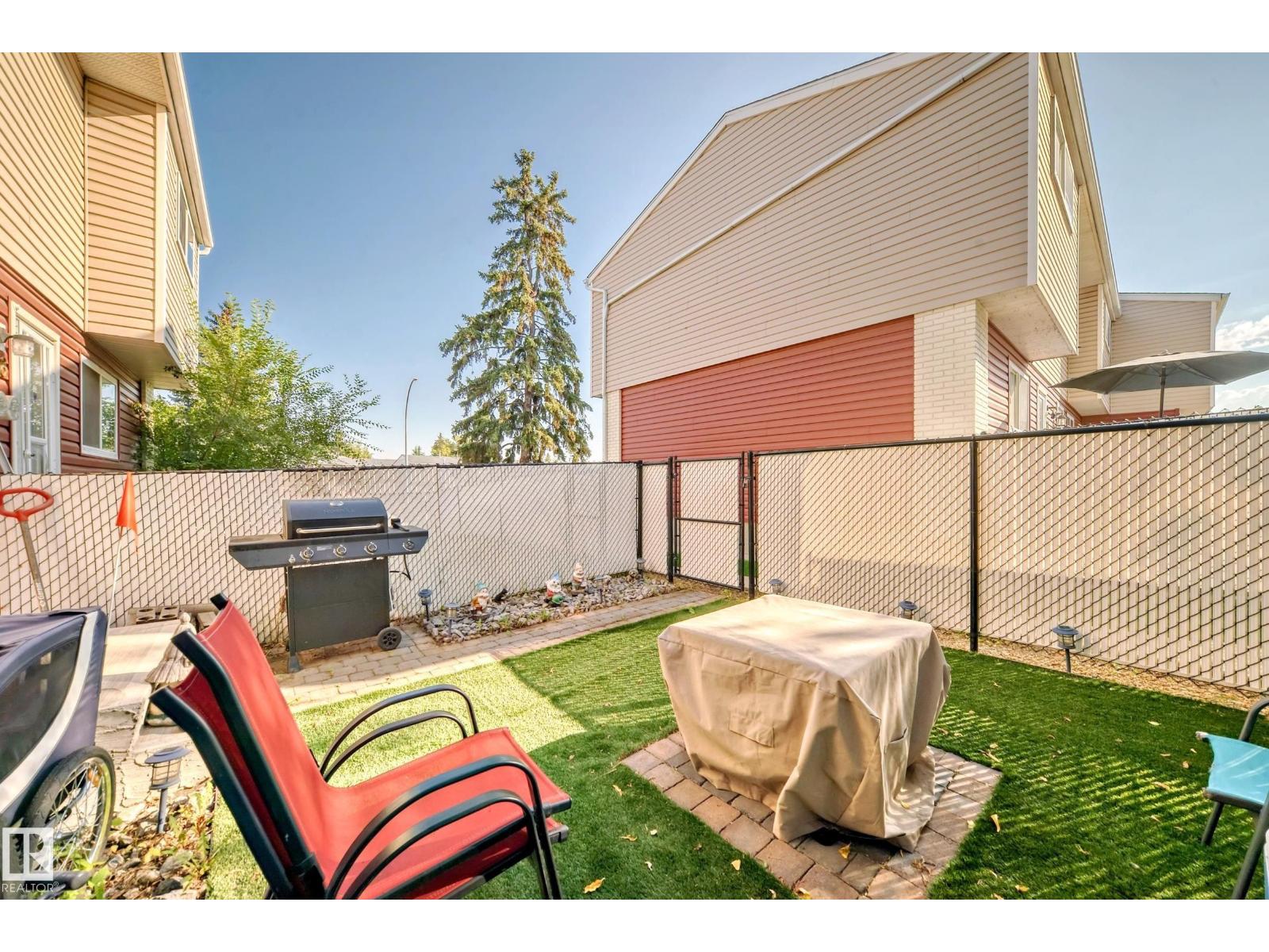 Photo 28 of 72 Habitat Cr Nw, Edmonton AB