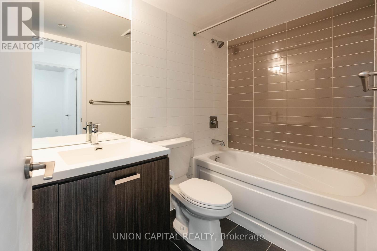 Photo 7 of 2203 125 Redpath Avenue, Toronto ON